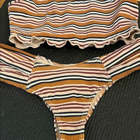 Montce Multicolor Striped Bikini Set - Picture 9 of 10